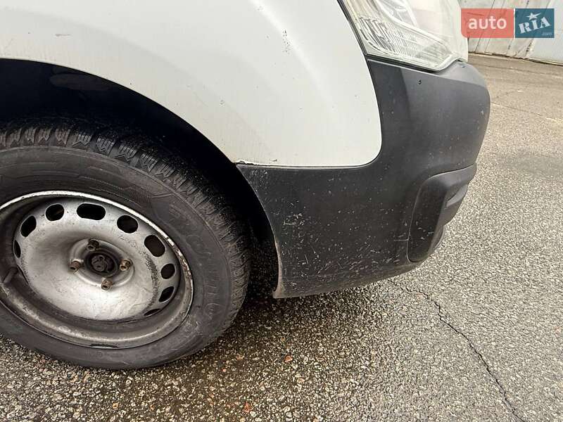 Минивэн Peugeot Partner 2017 в Киеве