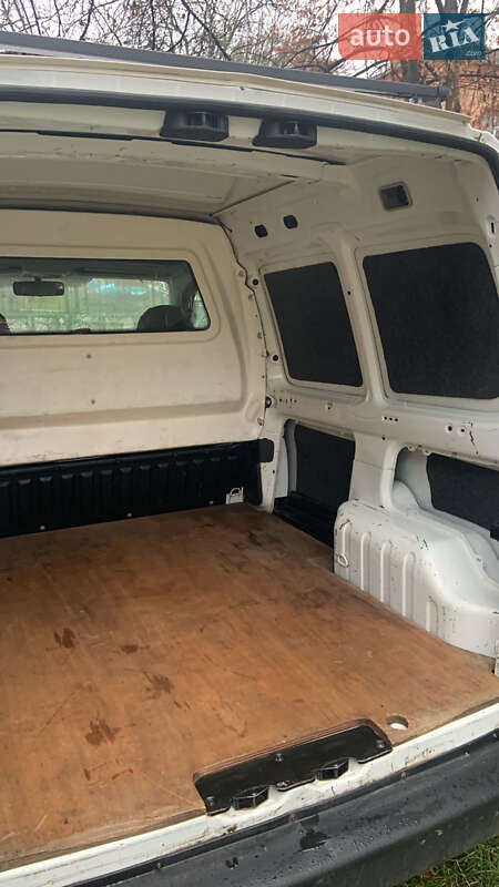 Грузовой фургон Peugeot Partner 2003 в Чернигове