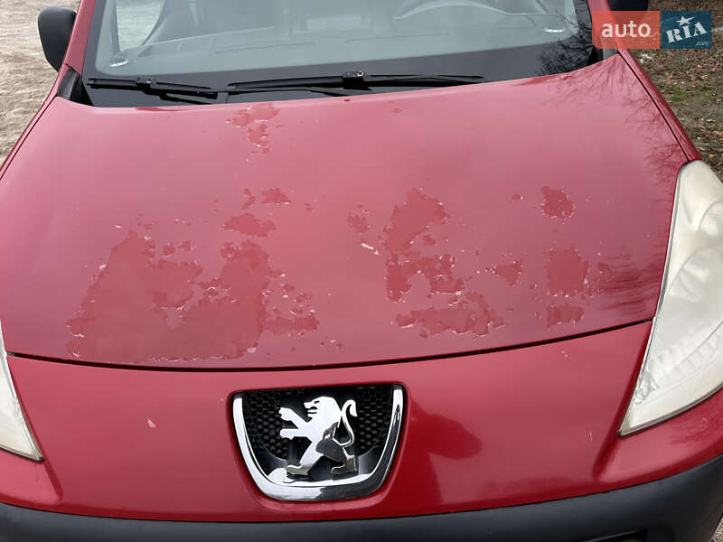 Грузовой фургон Peugeot Partner 2010 в Днепре