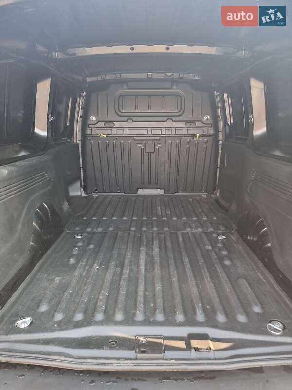 Грузовой фургон Peugeot Partner 2020 в Киеве