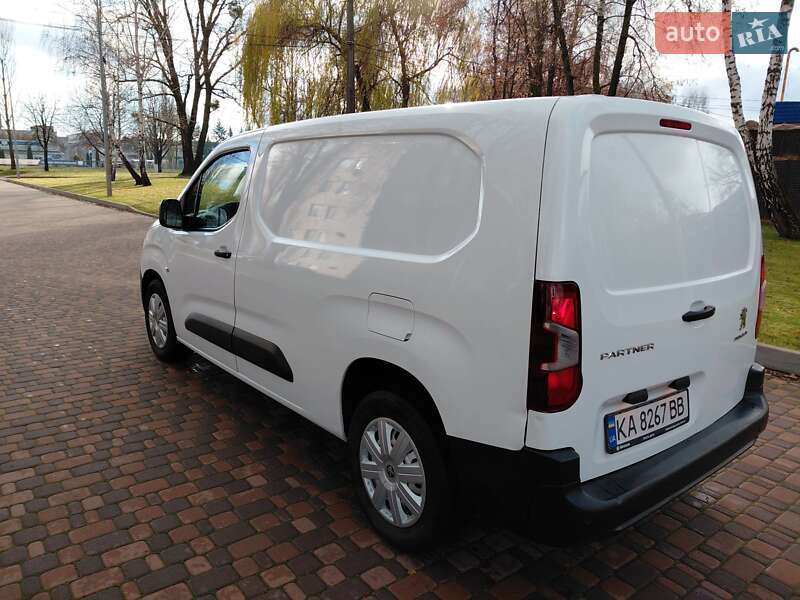 Вантажопасажирський фургон Peugeot Partner 2020 в Києві