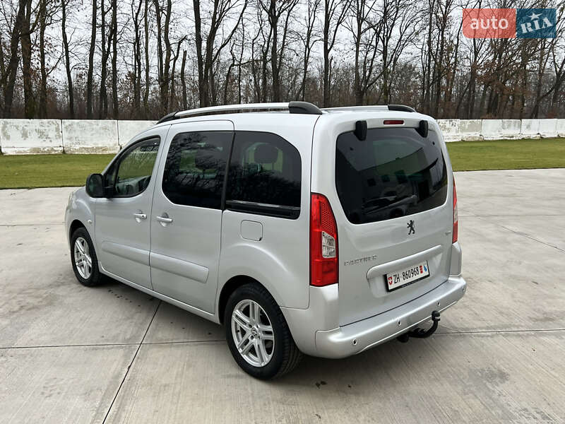 Мінівен Peugeot Partner 2011 в Луцьку