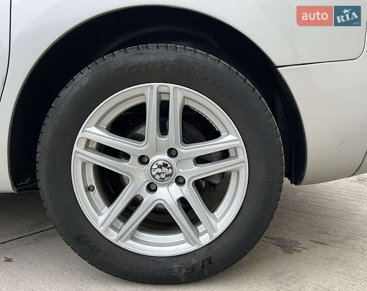 Мінівен Peugeot Partner 2011 в Луцьку