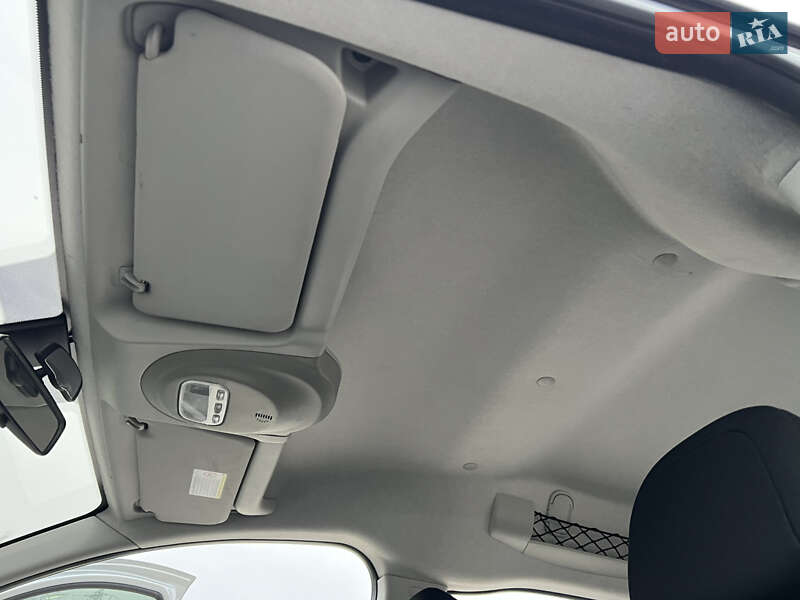 Мінівен Peugeot Partner 2011 в Луцьку