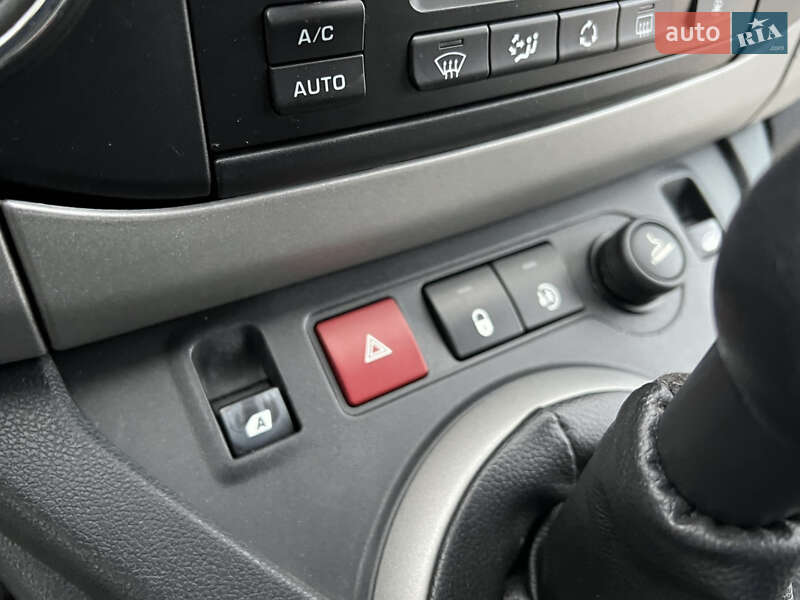 Мінівен Peugeot Partner 2011 в Луцьку