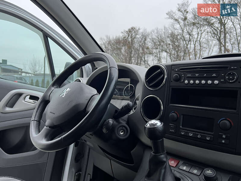 Мінівен Peugeot Partner 2011 в Луцьку