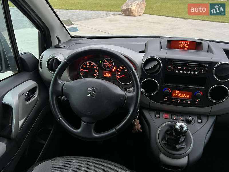 Мінівен Peugeot Partner 2011 в Луцьку