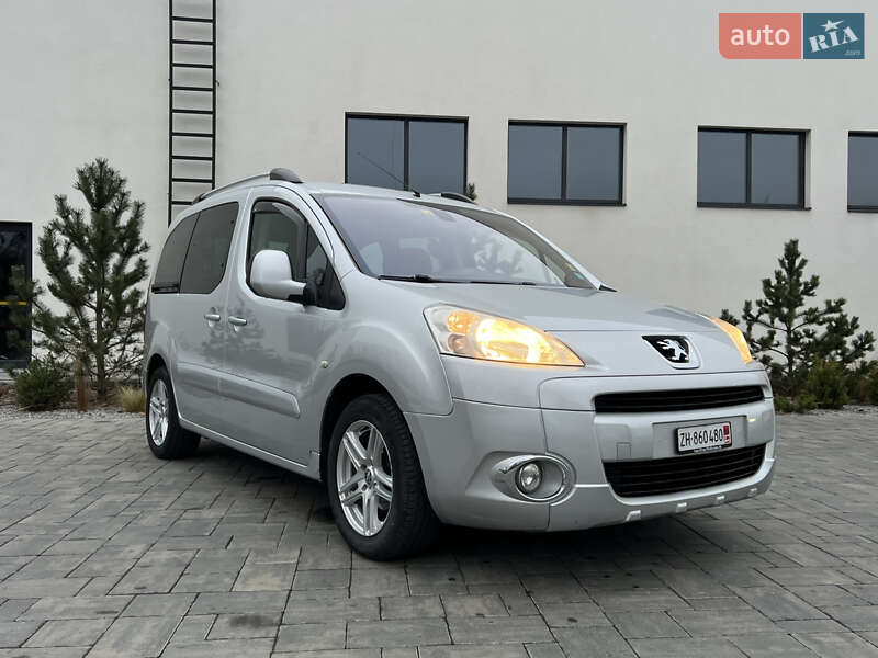 Мінівен Peugeot Partner 2011 в Луцьку