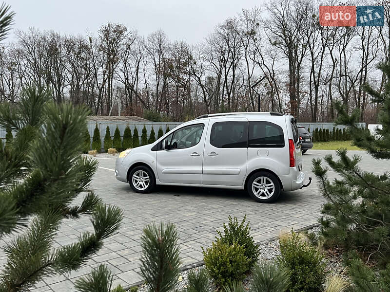 Мінівен Peugeot Partner 2011 в Луцьку