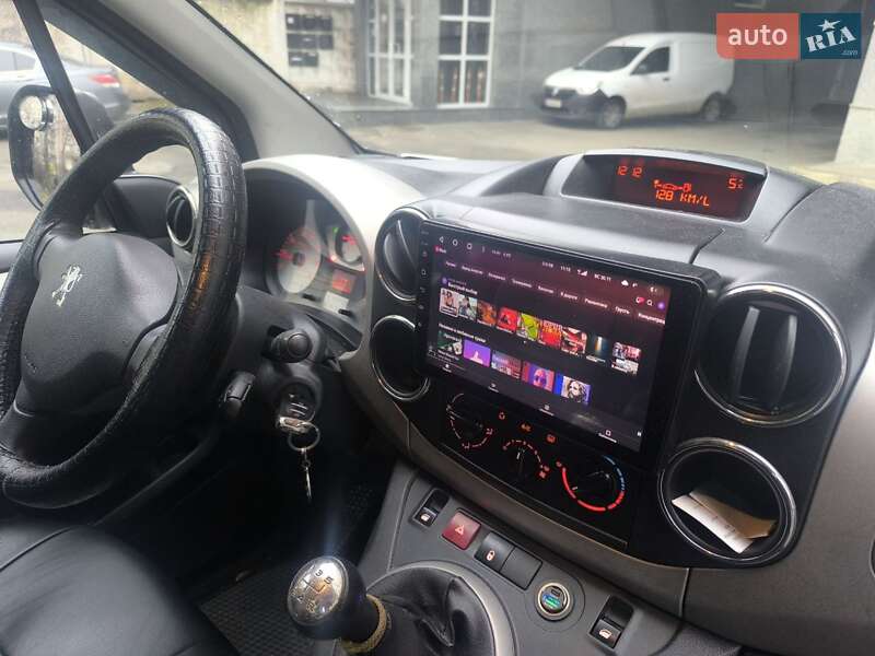 Минивэн Peugeot Partner 2010 в Киеве