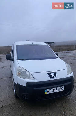 Грузовой фургон Peugeot Partner 2008 в Черновцах
