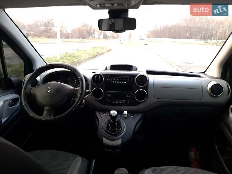 Минивэн Peugeot Partner 2010 в Львове фото 9 Минивэн Peugeot Partner 2010 в Львове