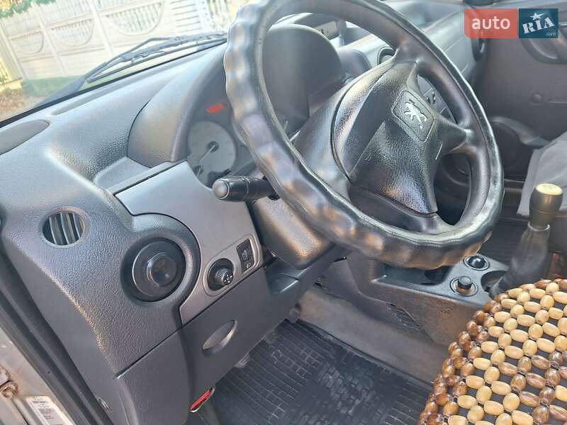 Мінівен Peugeot Partner 2007 в Чернівцях фото 29 Мінівен Peugeot Partner 2007 в Чернівцях