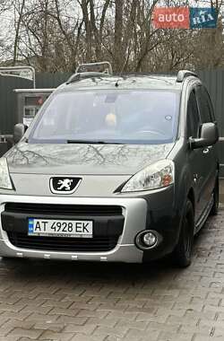 Минивэн Peugeot Partner 2010 в Бурштыне