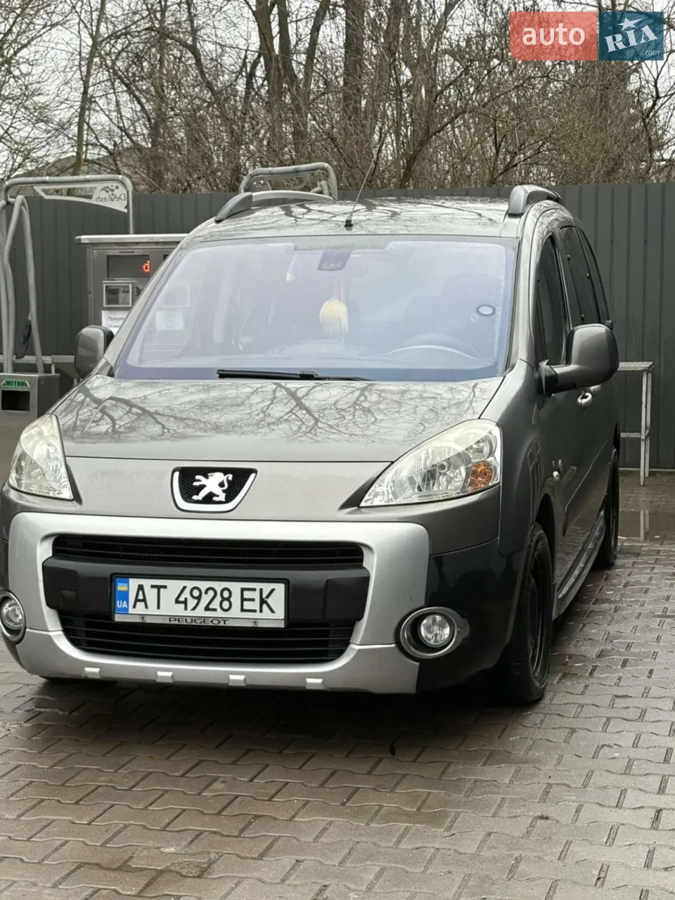 2011 Peugeot Partner - мініатюра 20