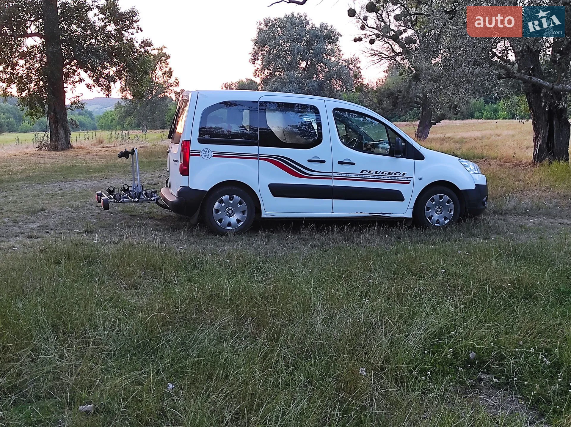 2011 Peugeot Partner - мініатюра 10
