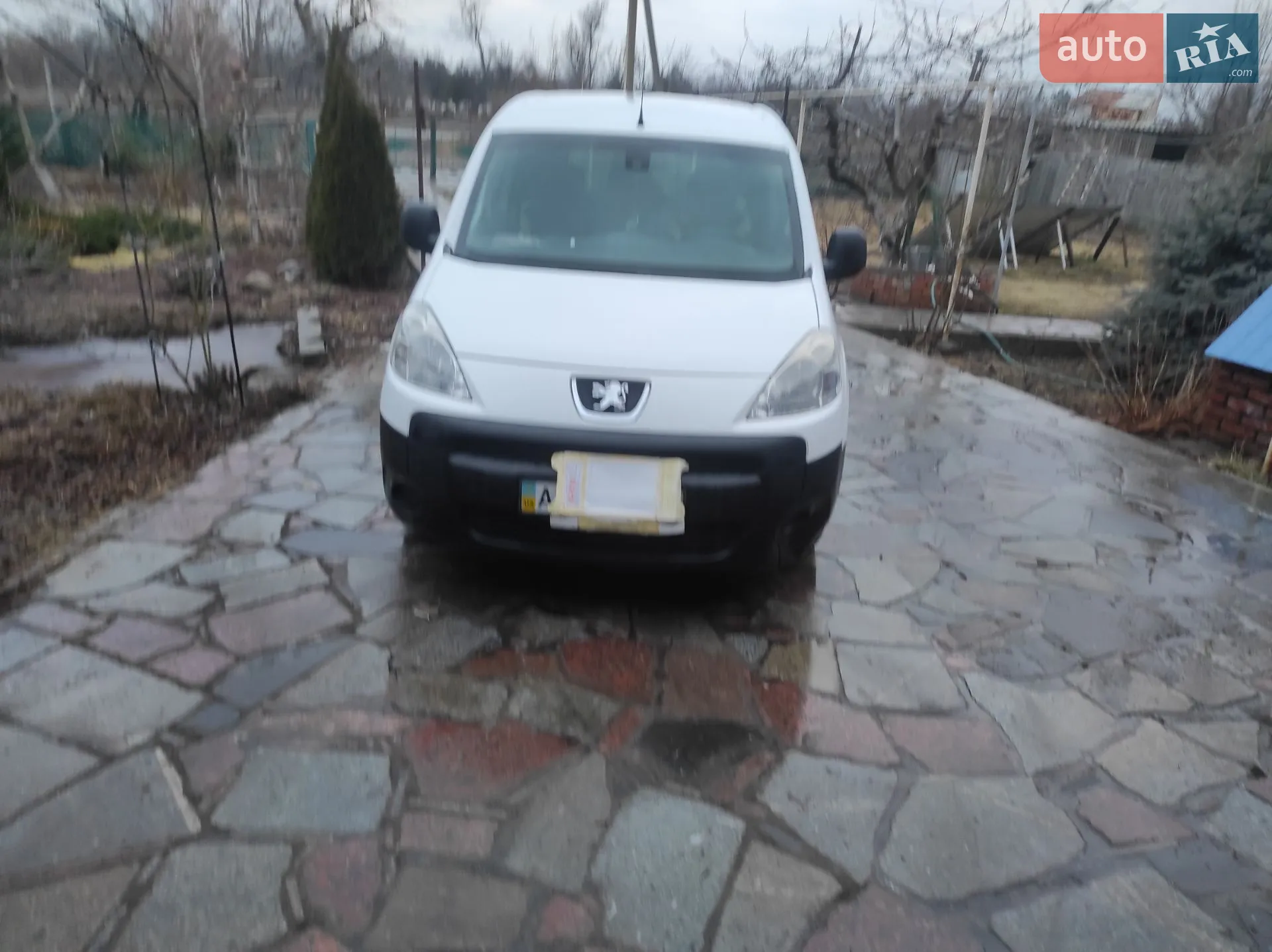 2011 Peugeot Partner - мініатюра 14