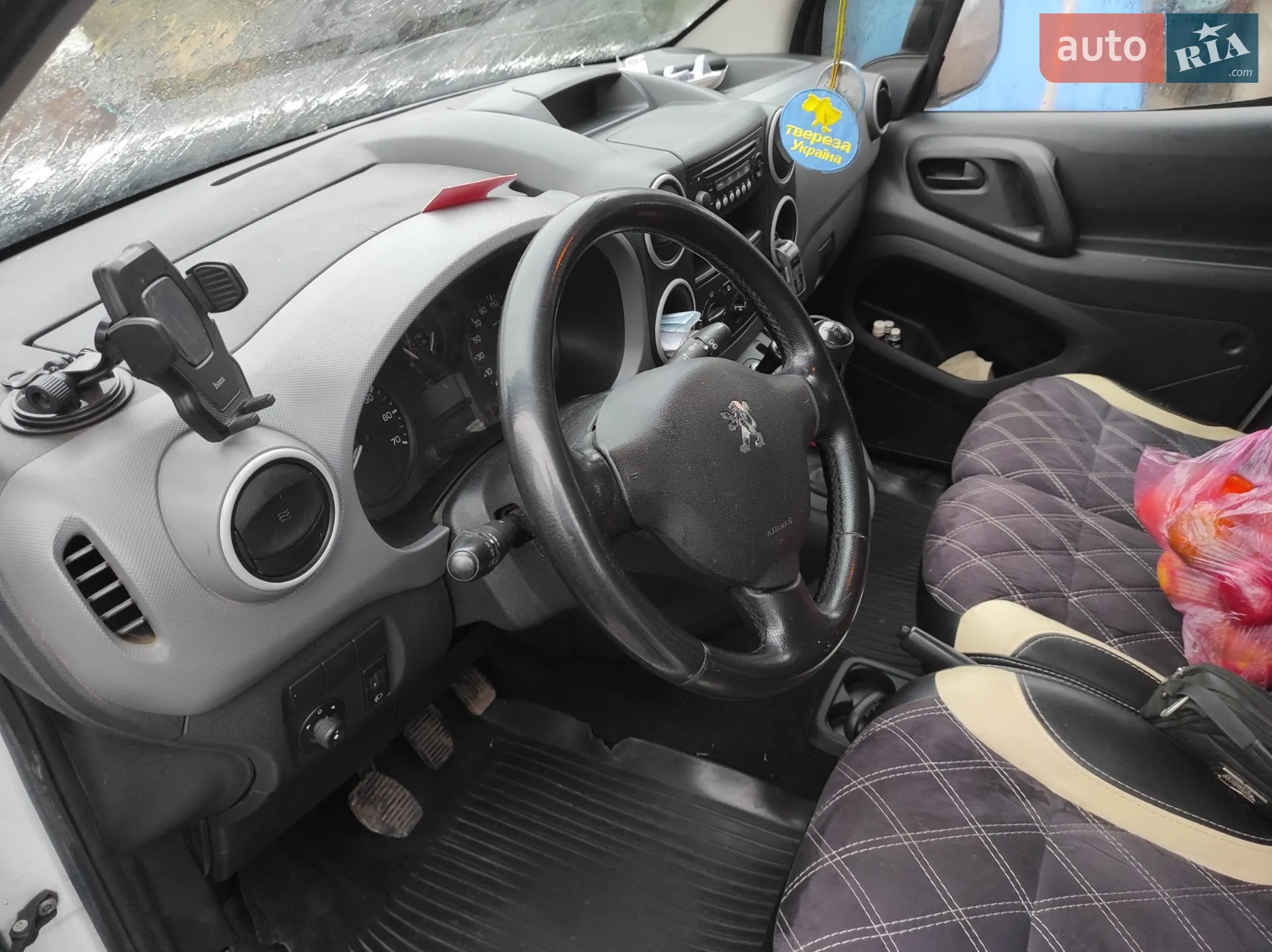 2011 Peugeot Partner - мініатюра 22