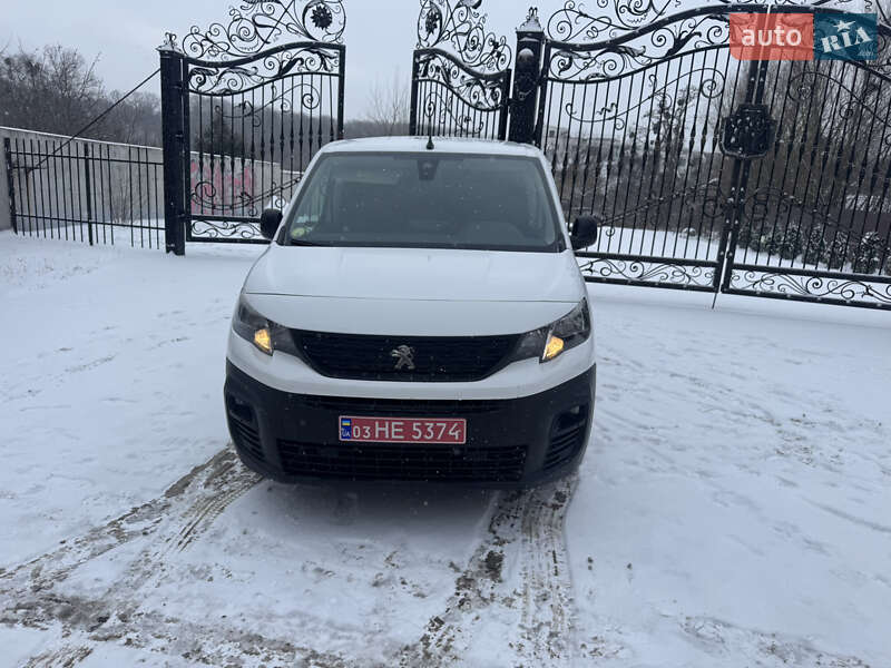 Вантажний фургон Peugeot Partner 2020 в Києві
