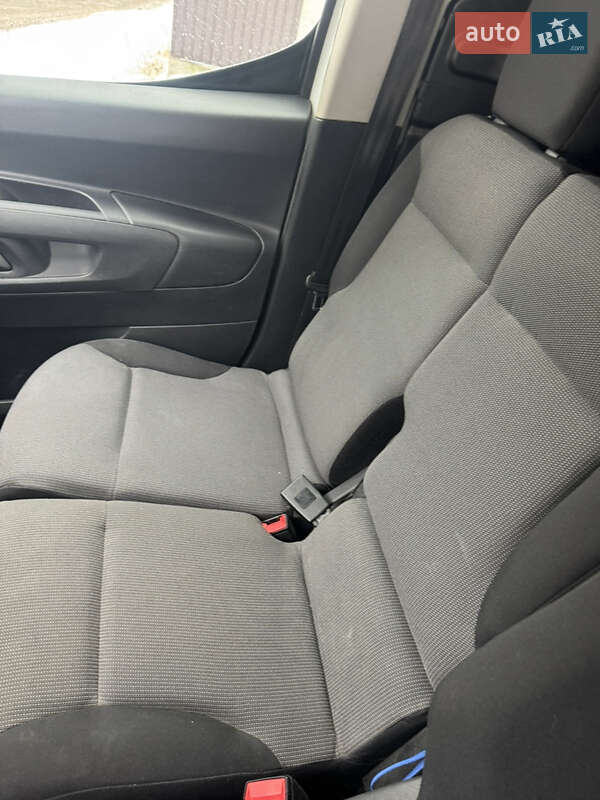 Вантажний фургон Peugeot Partner 2020 в Києві