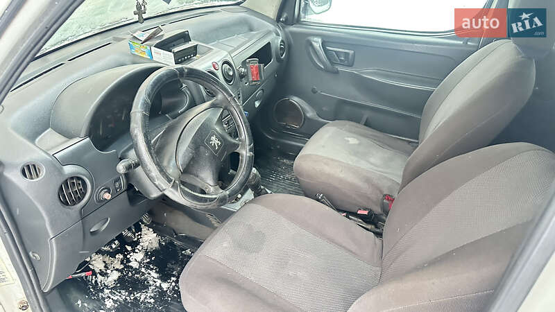 Мінівен Peugeot Partner 2004 в Тернополі фото 5 Мінівен Peugeot Partner 2004 в Тернополі