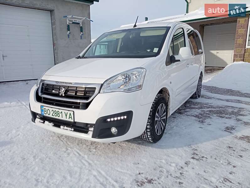 Вантажний фургон Peugeot Partner 2017 в Тернополі