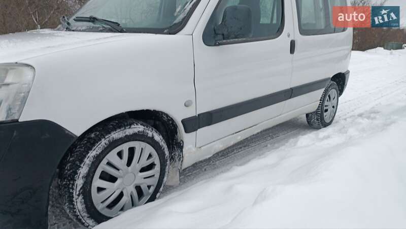 Минивэн Peugeot Partner 2004 в Сарнах