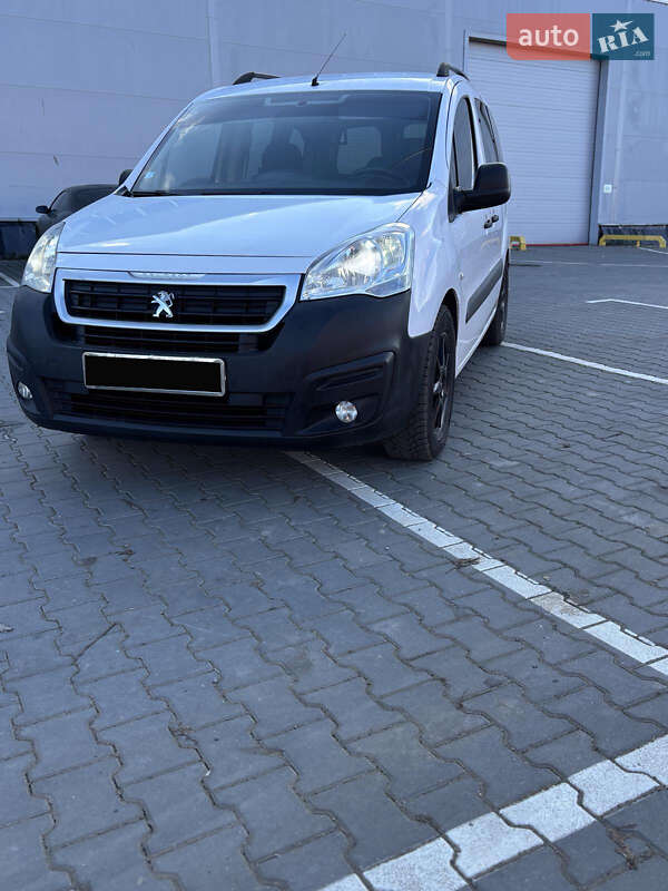 Минивэн Peugeot Partner 2017 в Хмельницком фото 8 Минивэн Peugeot Partner 2017 в Хмельницком