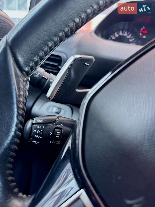 Вантажний фургон Peugeot Partner 2019 в Рівному