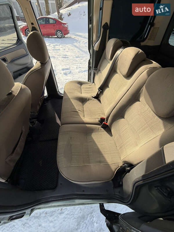 Минивэн Peugeot Partner 2007 в Киеве фото 11 Минивэн Peugeot Partner 2007 в Киеве
