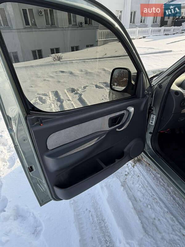 Минивэн Peugeot Partner 2007 в Киеве фото 13 Минивэн Peugeot Partner 2007 в Киеве