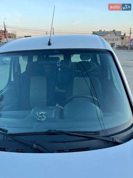 Минивэн Peugeot Partner 2003 в Черновцах