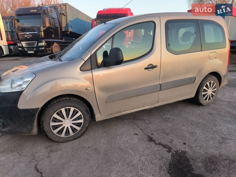 Минивэн Peugeot Partner 2011 в Прилуках