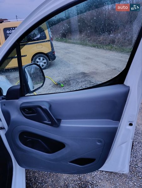 Минивэн Peugeot Partner 2010 в Виноградове