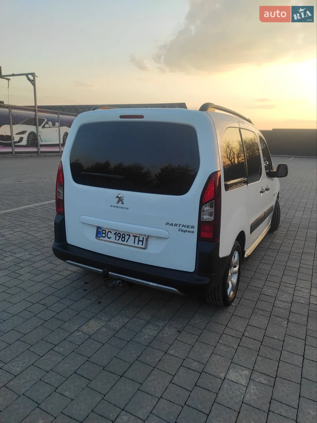 2015 Peugeot Partner - мініатюра 10
