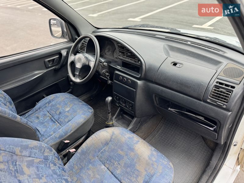 Минивэн Peugeot Partner 1998 в Ровно