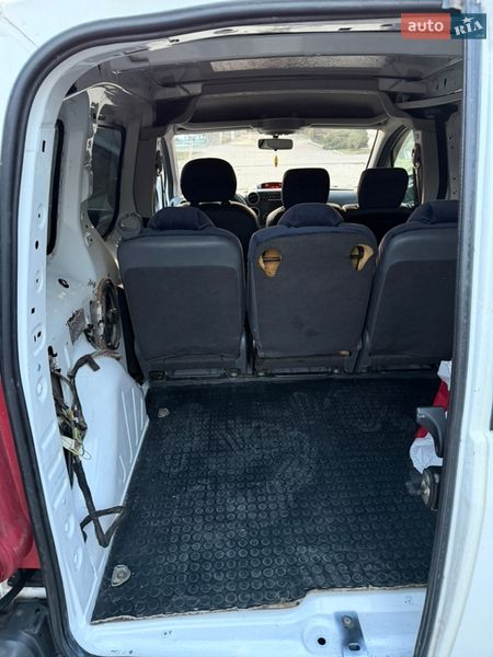 Вантажний фургон Peugeot Partner 2008 в Чернівцях