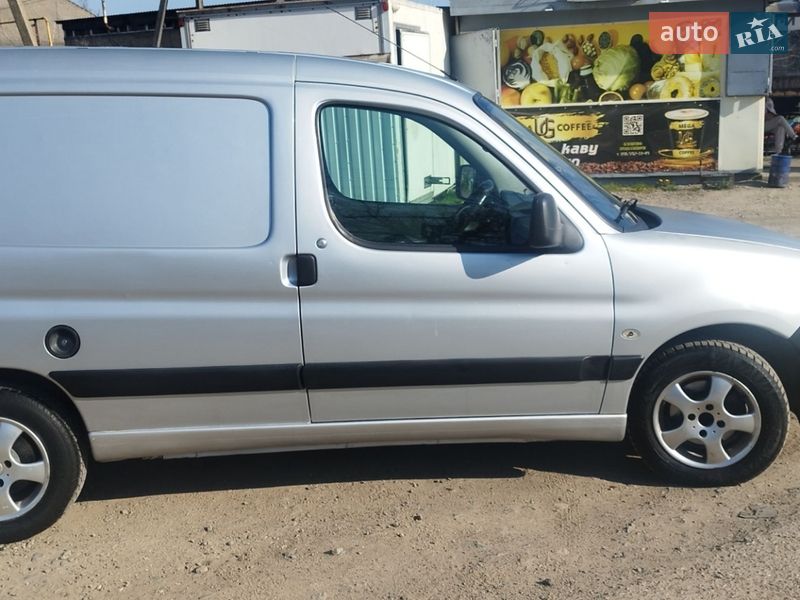 Грузовой фургон Peugeot Partner 2005 в Одессе