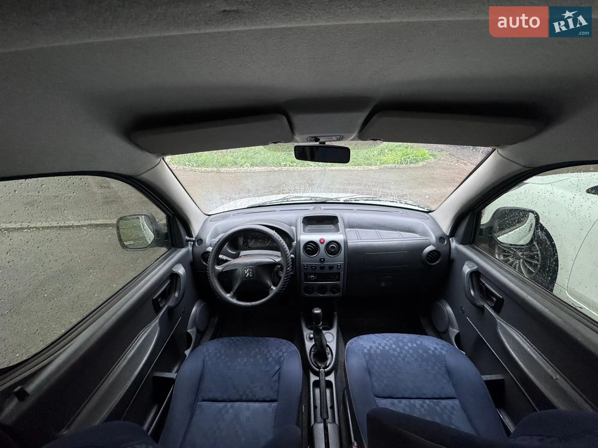 2011 Peugeot Partner - мініатюра 9
