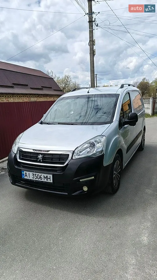 2017 Peugeot Partner - мініатюра 23