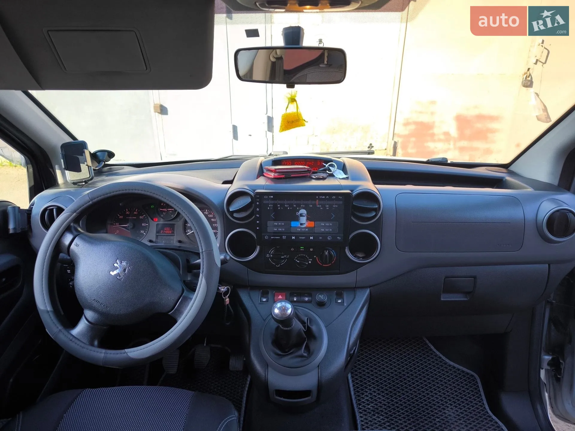 2010 Peugeot Partner - мініатюра 9