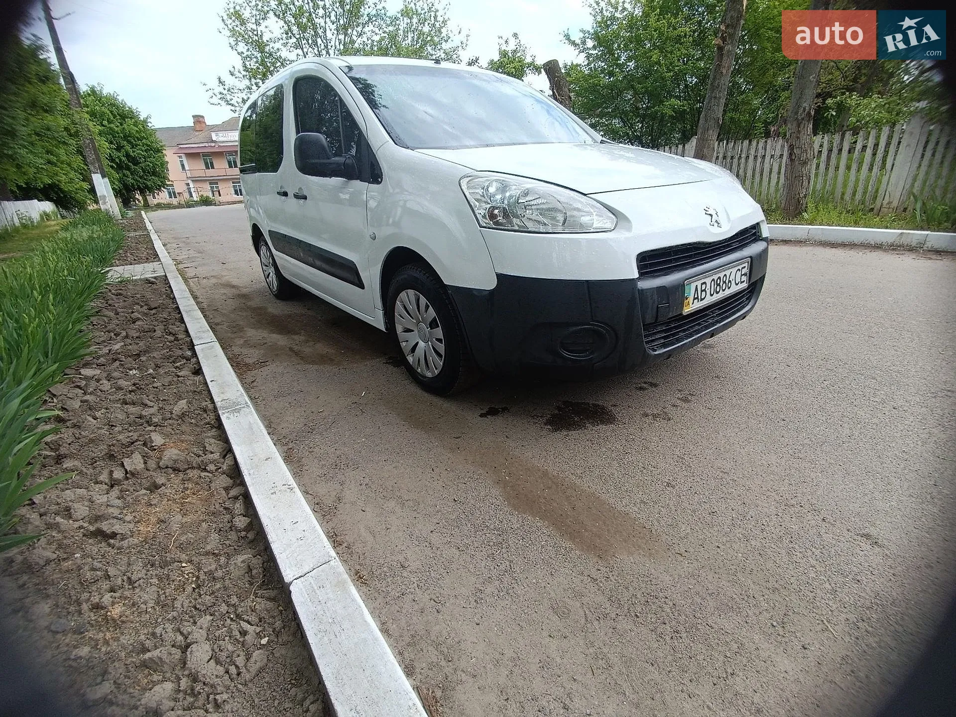 2013 Peugeot Partner - мініатюра 5