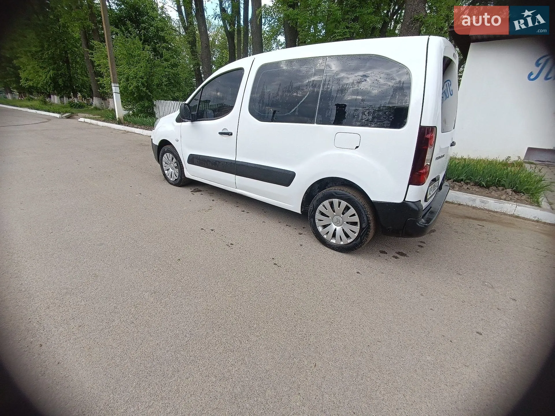 2013 Peugeot Partner - мініатюра 13