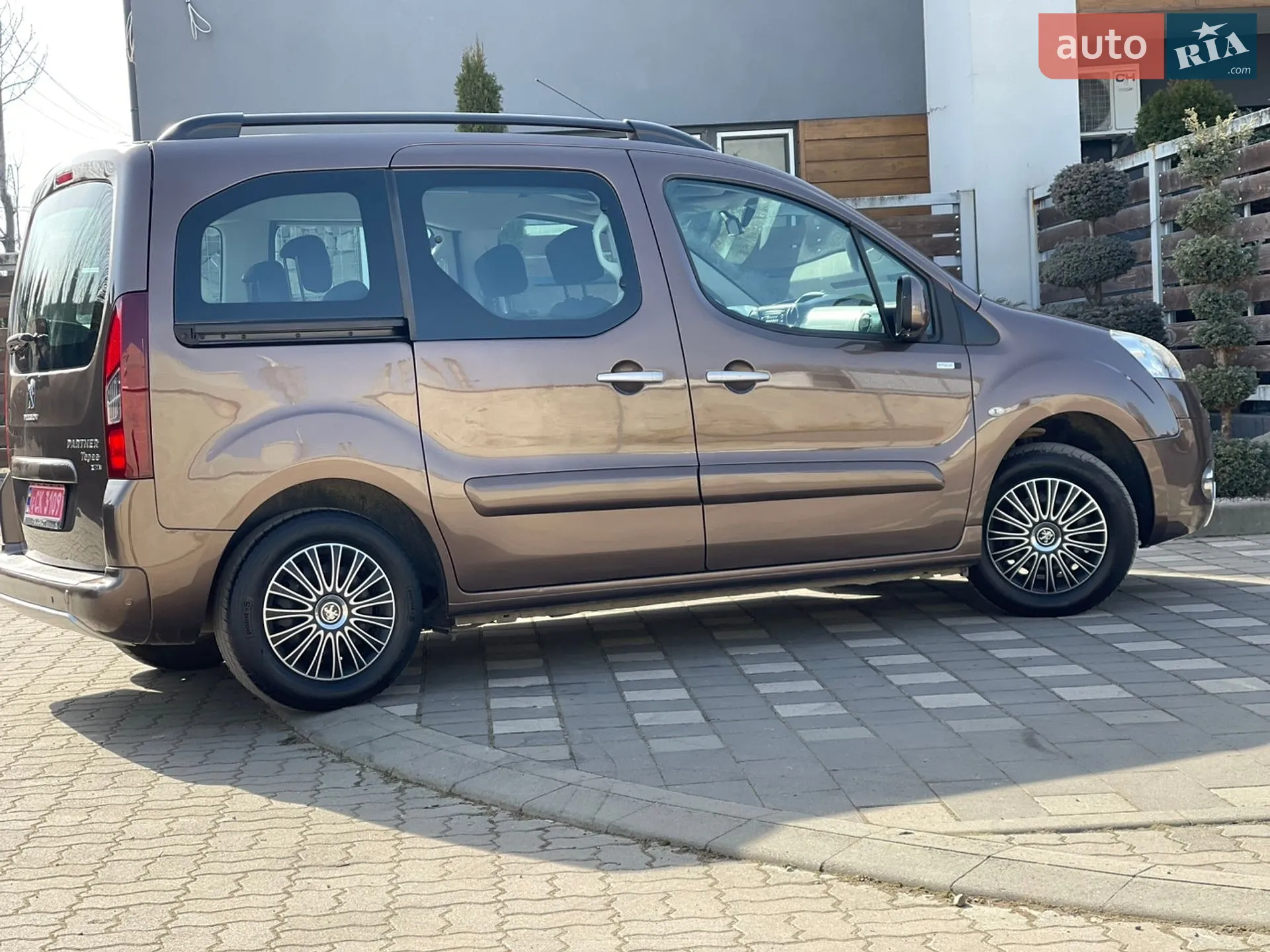 2015 Peugeot Partner - мініатюра 63