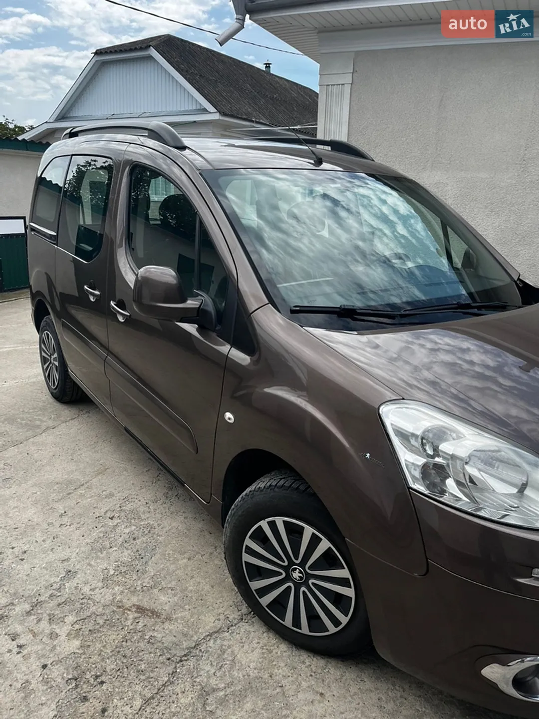 2014 Peugeot Partner - мініатюра 24