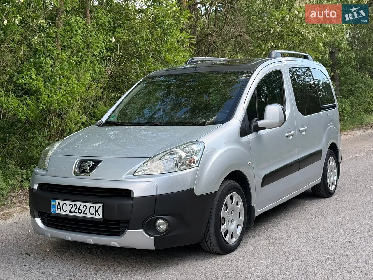 2010 Peugeot Partner - мініатюра 3