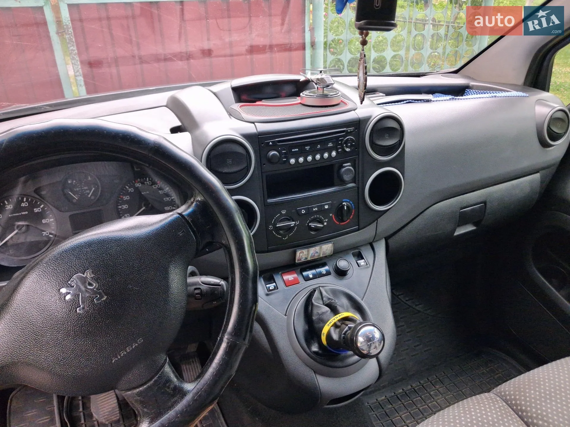 2011 Peugeot Partner - мініатюра 8