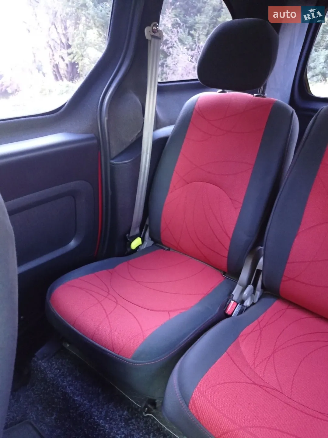 2011 Peugeot Partner - мініатюра 14