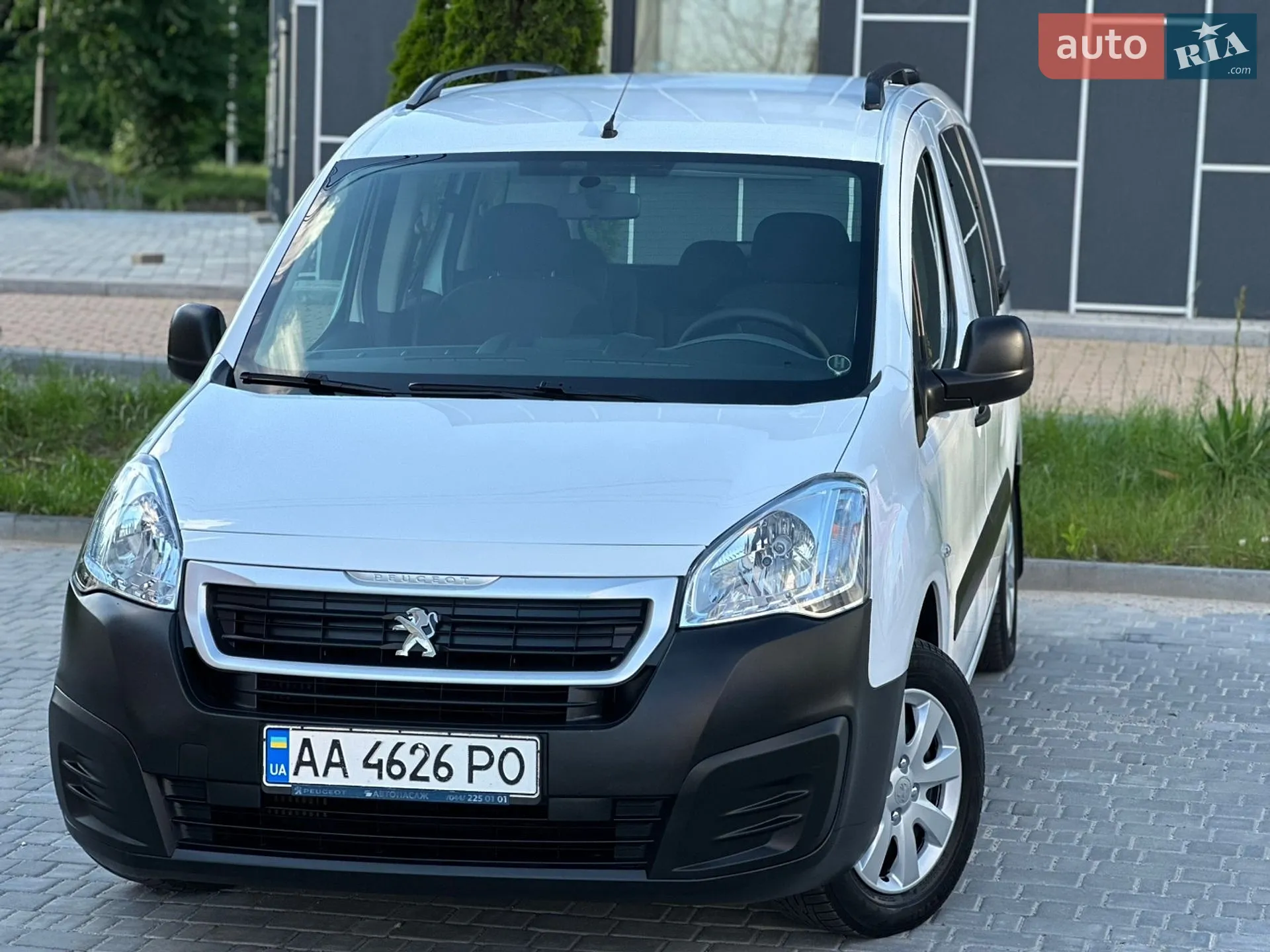 2017 Peugeot Partner - мініатюра 95