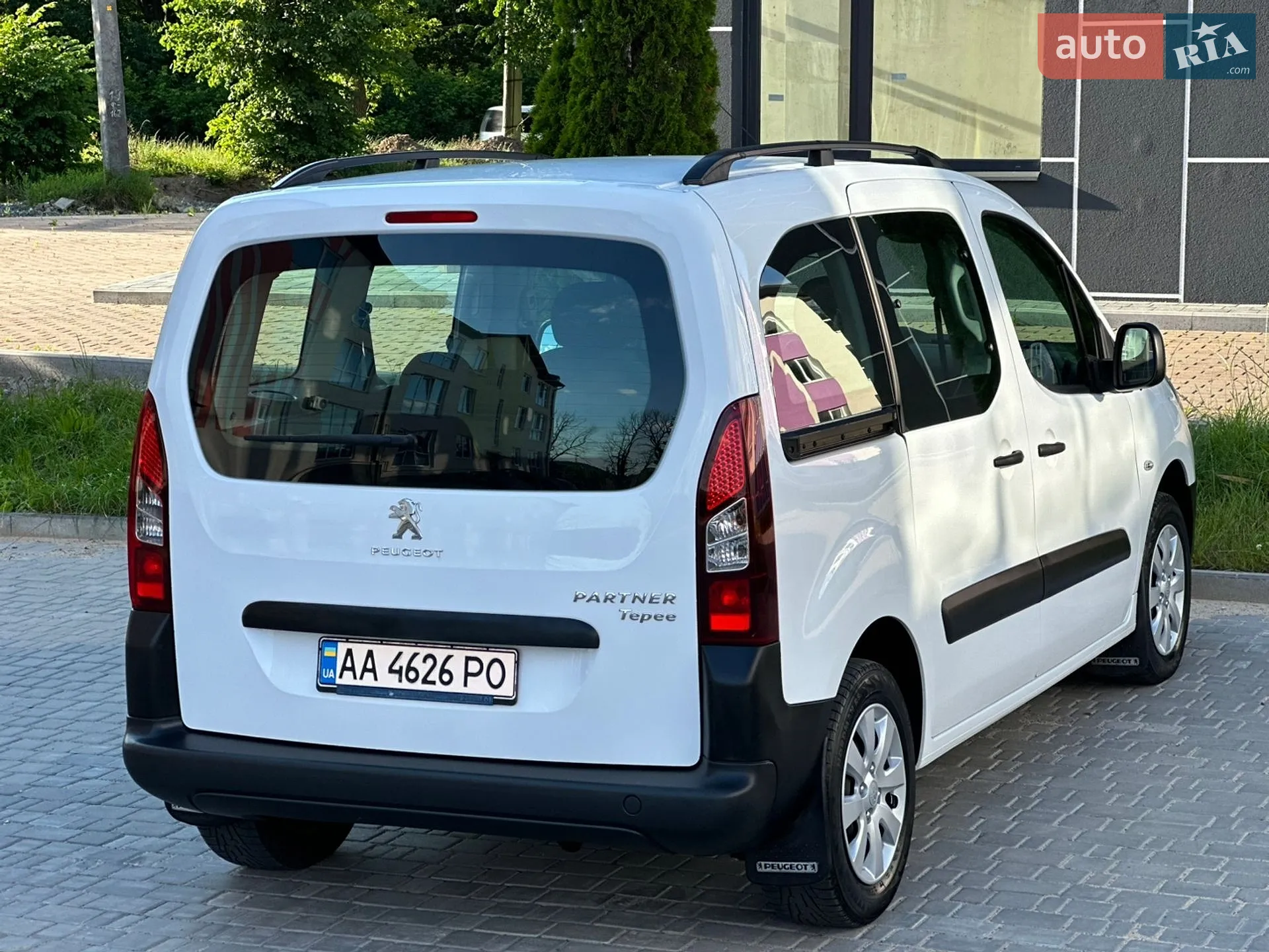 2017 Peugeot Partner - мініатюра 105